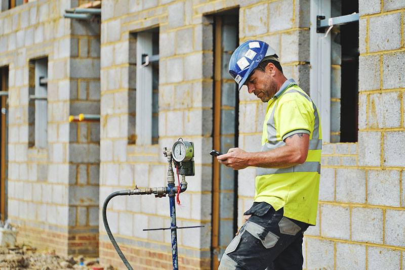 Aquamain worker on site